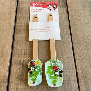 Mickey and Minnie Holiday Spatulas